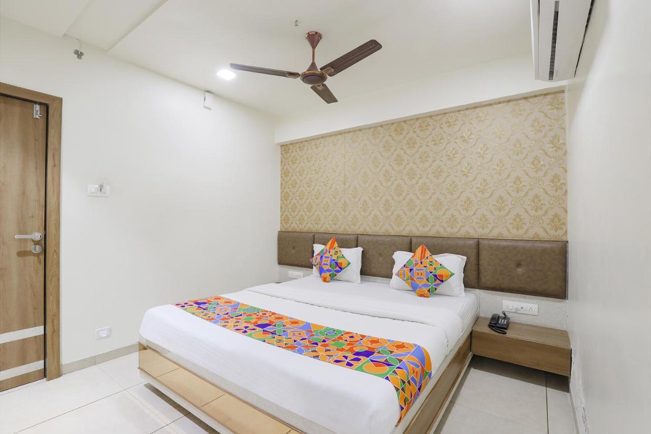 Fabhotel Bharosa Inn Amhedabad Dış mekan fotoğraf